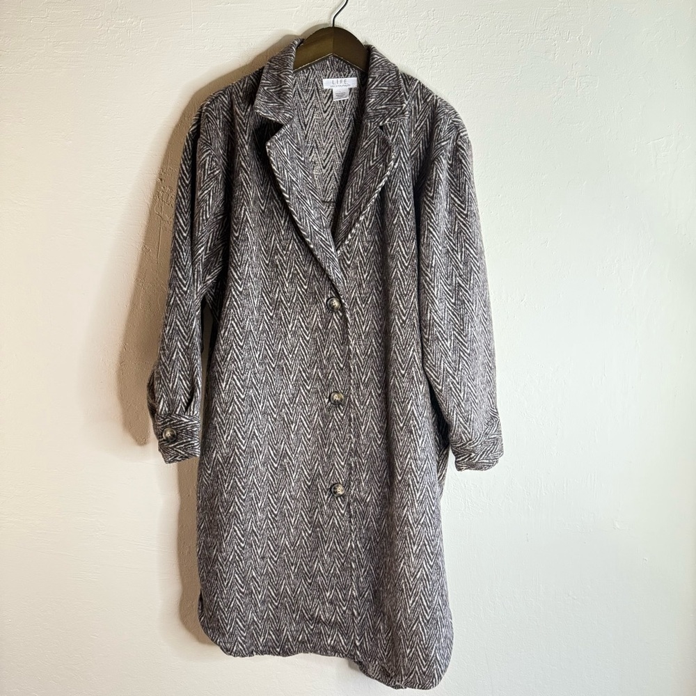 L.I.F.E. Brown Herringbone Coat with Button Closure Size Large